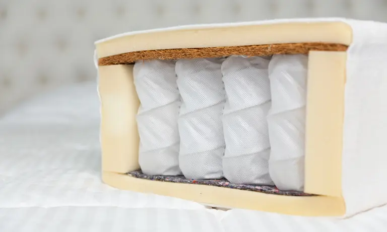 Pocketveren in een topper: Is extra vering zinvol? 